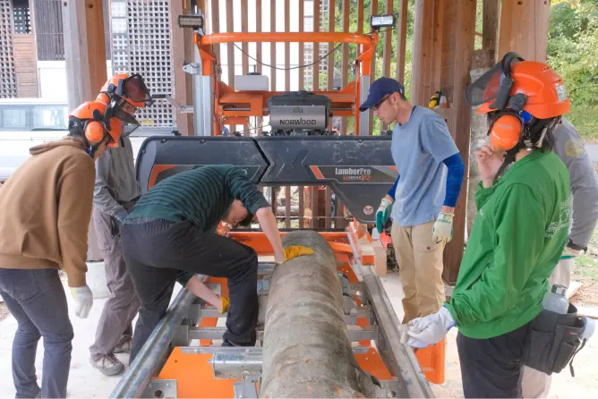 33haを誇る演習林が隣接する「岐阜県立森林文化アカデミー」で実践的なスキルが身に付く！3