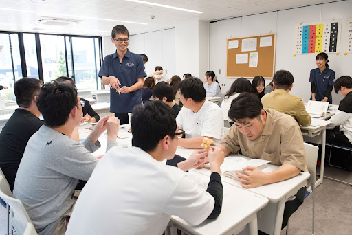 多くの外国人学生の授業