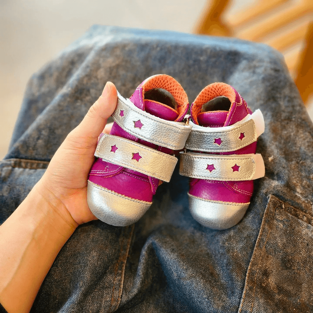 子供用の整形医療靴