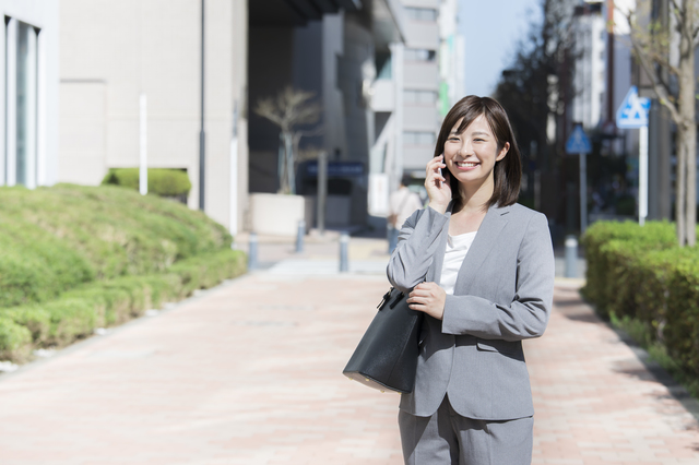 代女性必見 転職の面接にふさわしい服装とngな服装 転職ハブ 転職サイト 転職エージェントの比較メディア