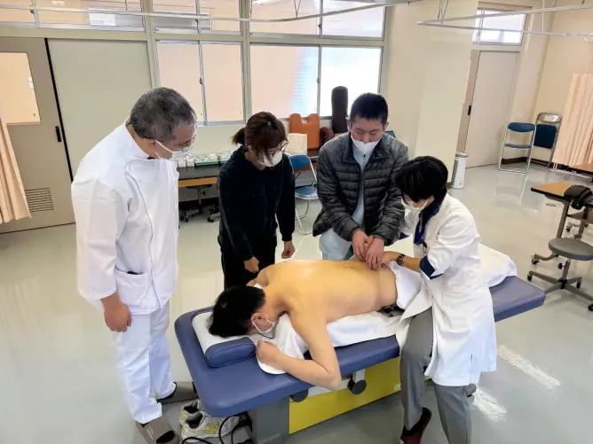 筑波技術大学で集団実習