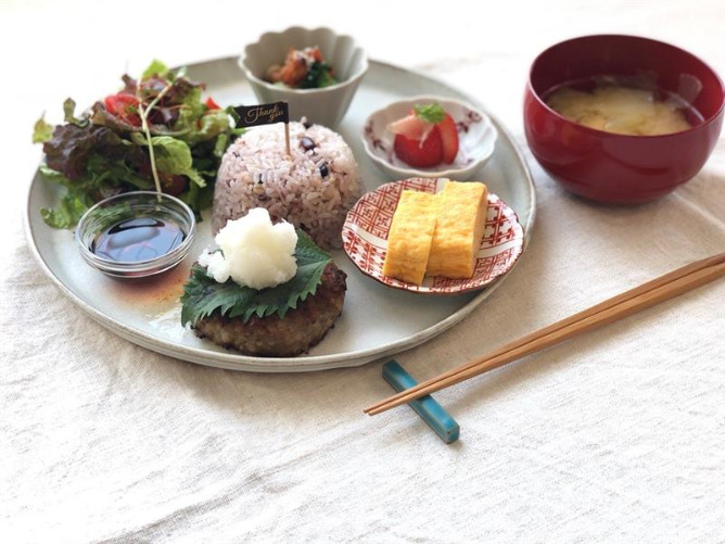 辻学園栄養専門学校　料理