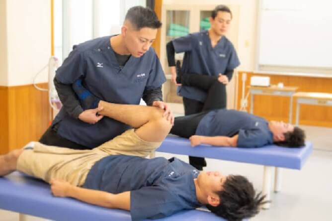 和歌山医療スポーツ専門学校のマッサージの授業